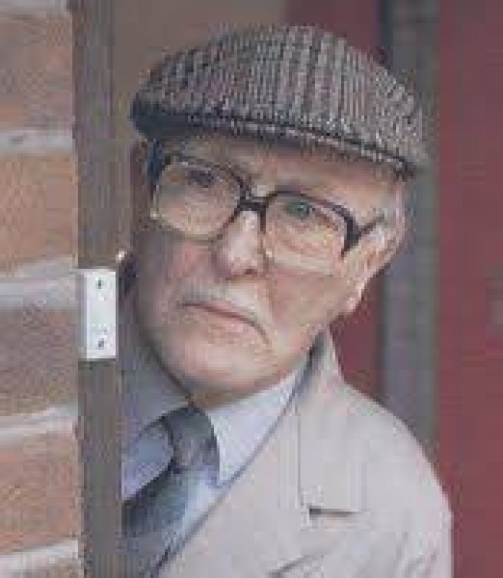 When did bill waddington die?